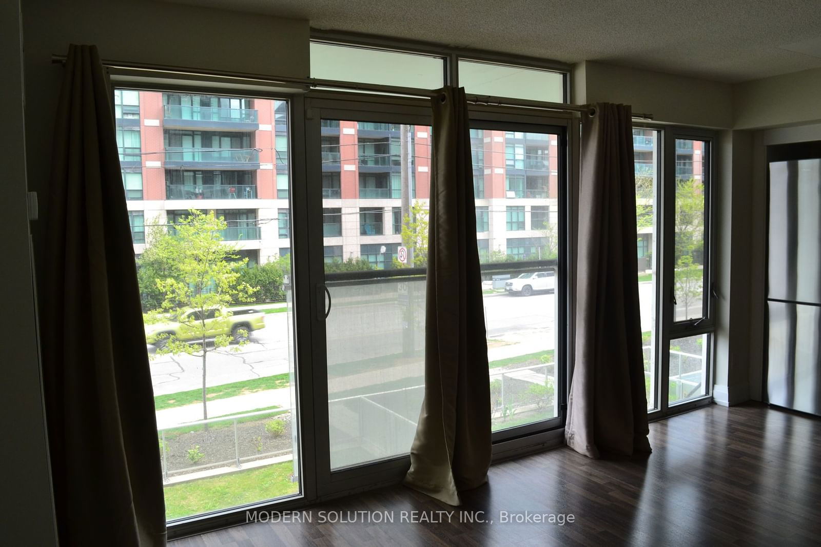 555 Wilson Ave W Ave, unit E109 for rent - image #24