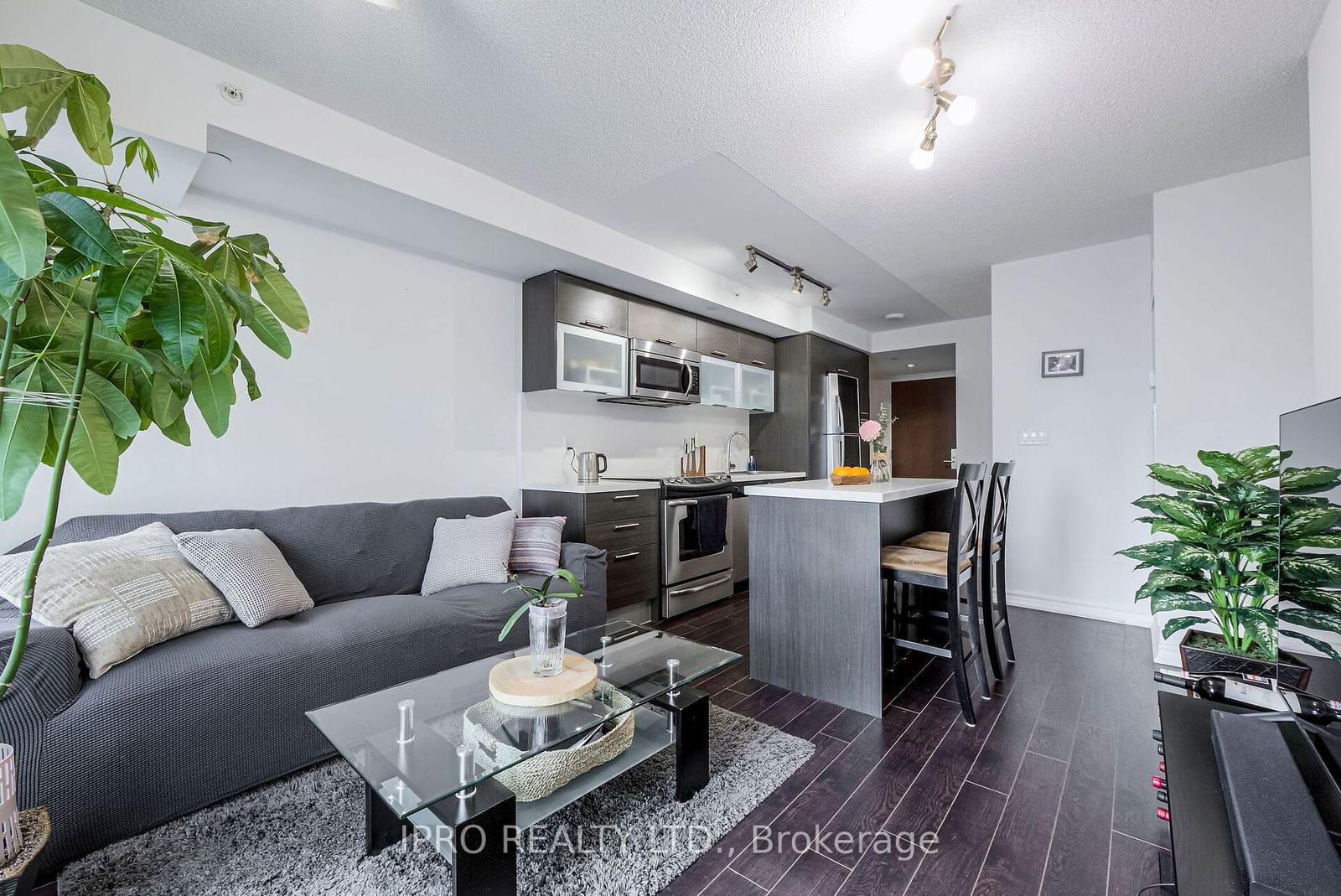 386 Yonge St, unit 708 for sale - image #16