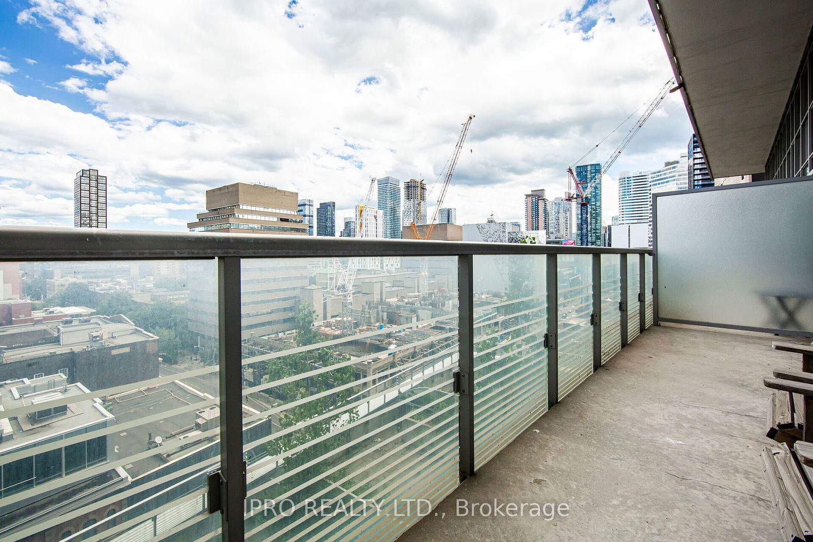 386 Yonge St, unit 708 for sale - image #26