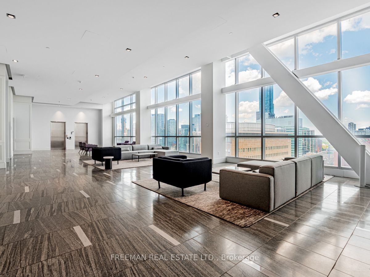 488 University Ave, unit 2512 for sale - image #19