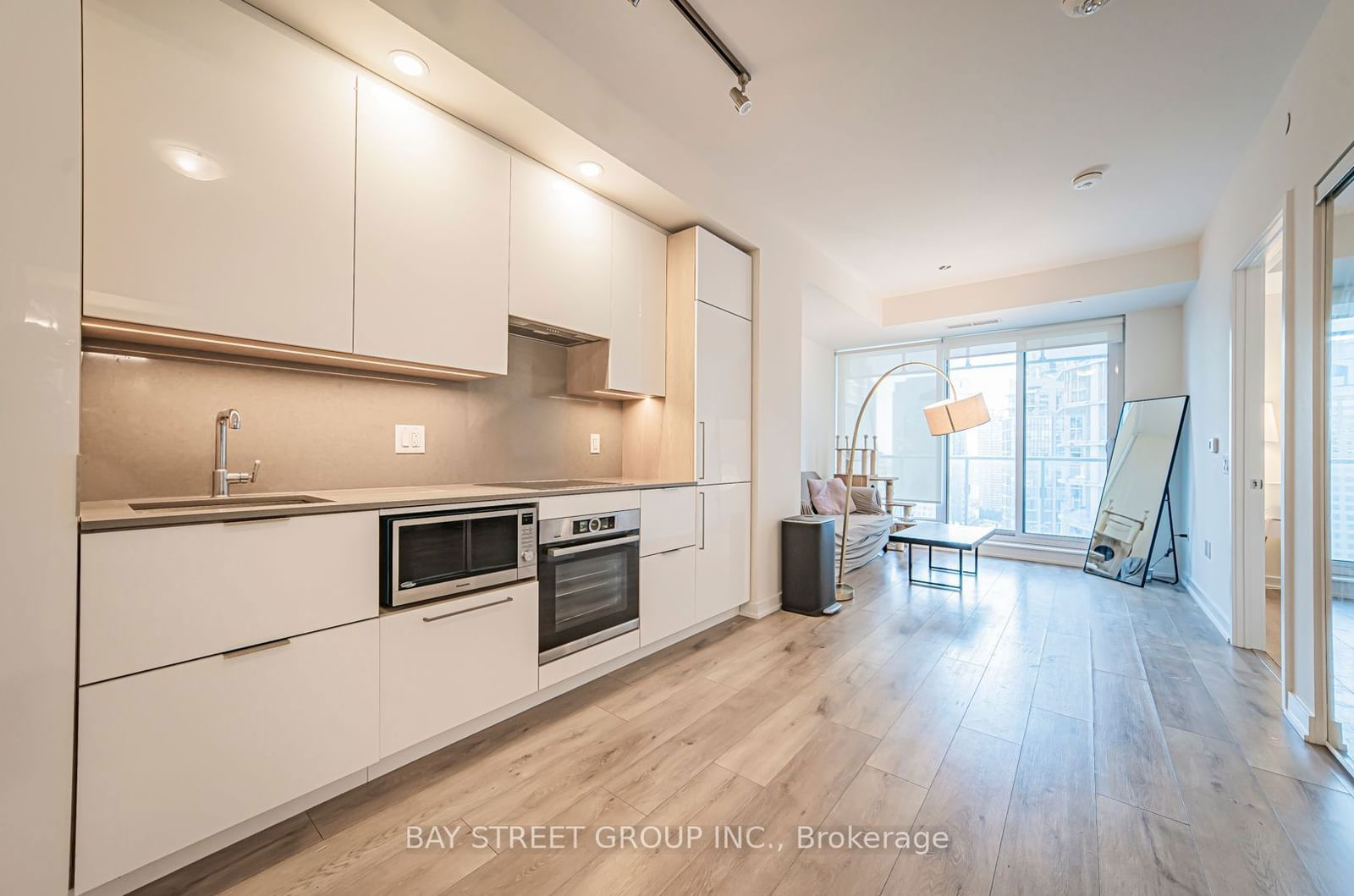 28 Freeland St, unit 2103 for sale - image #8