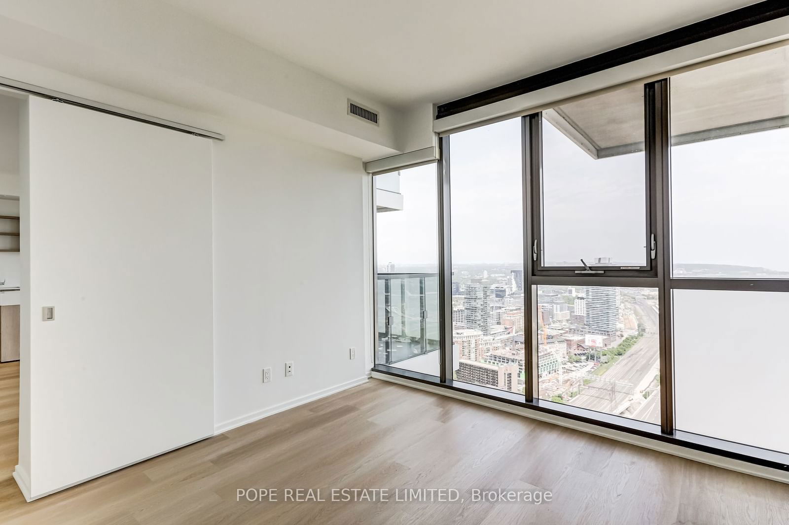 16 Bonnycastle St, unit 4104 for rent - image #19