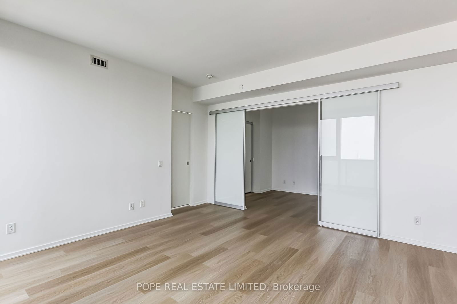 16 Bonnycastle St, unit 4104 for rent - image #6