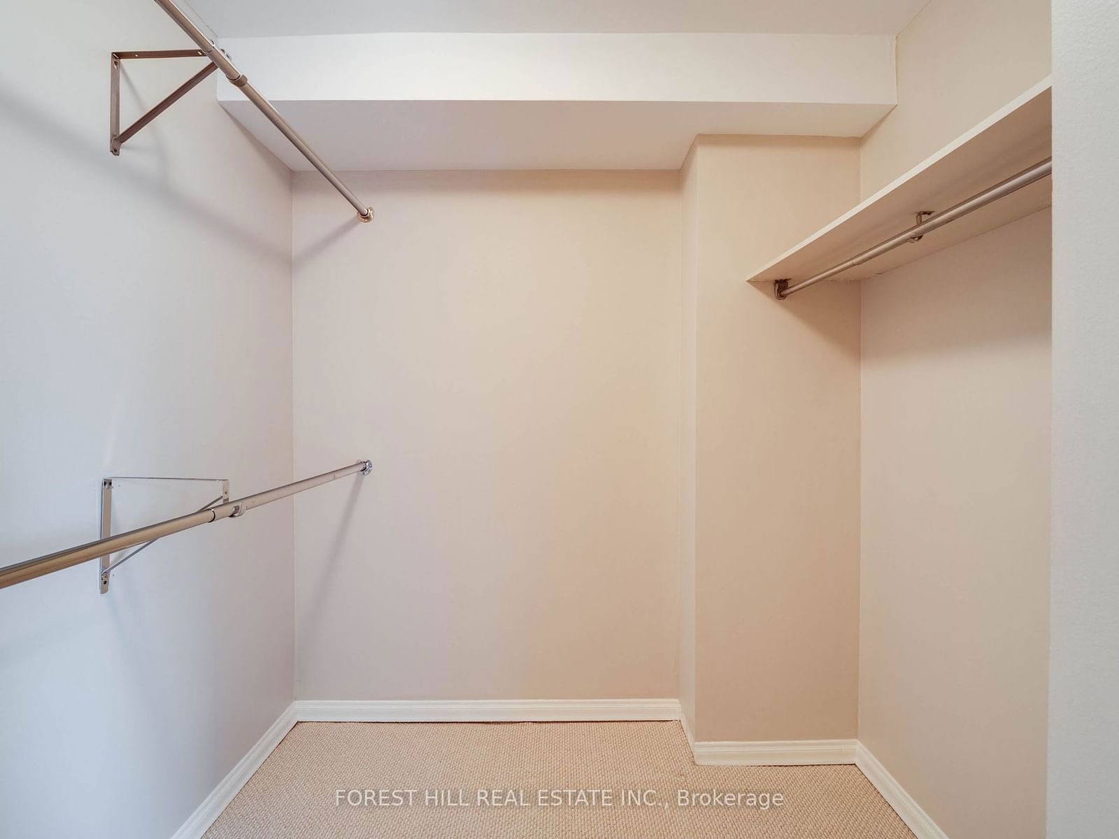 15 Mcmurrich St, unit 1005 for rent - image #17