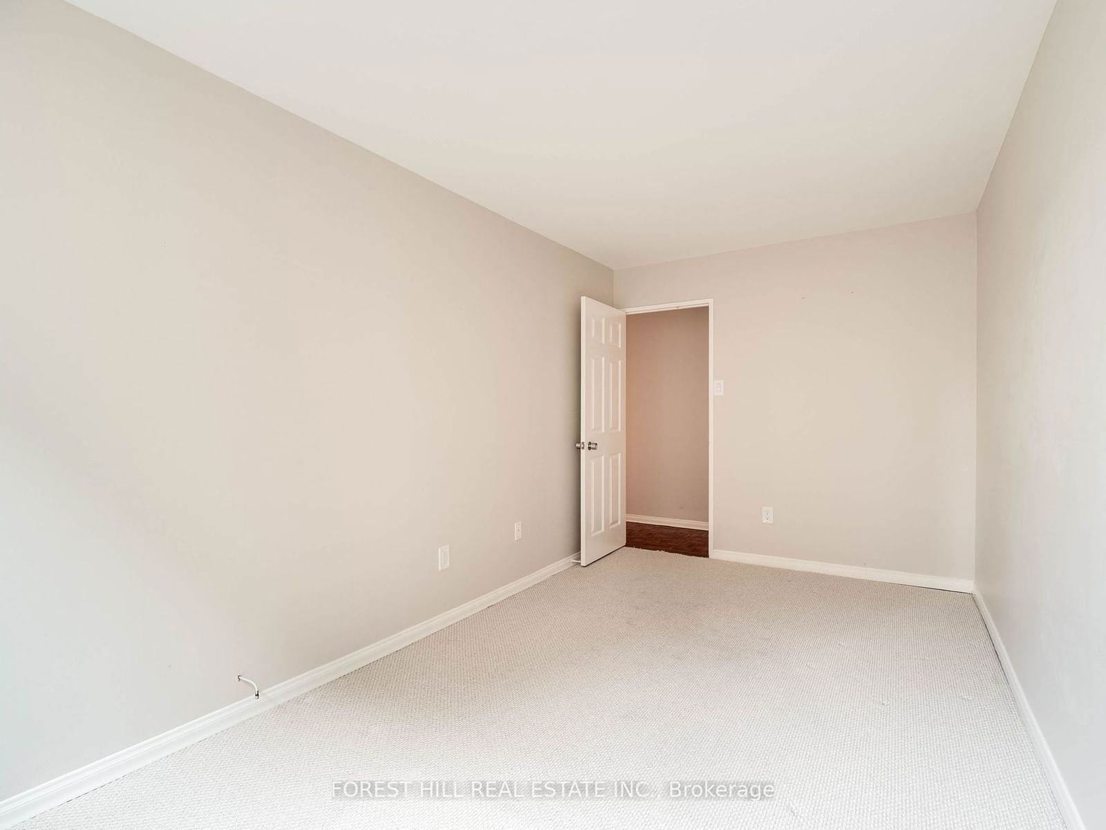 15 Mcmurrich St, unit 1005 for rent - image #20