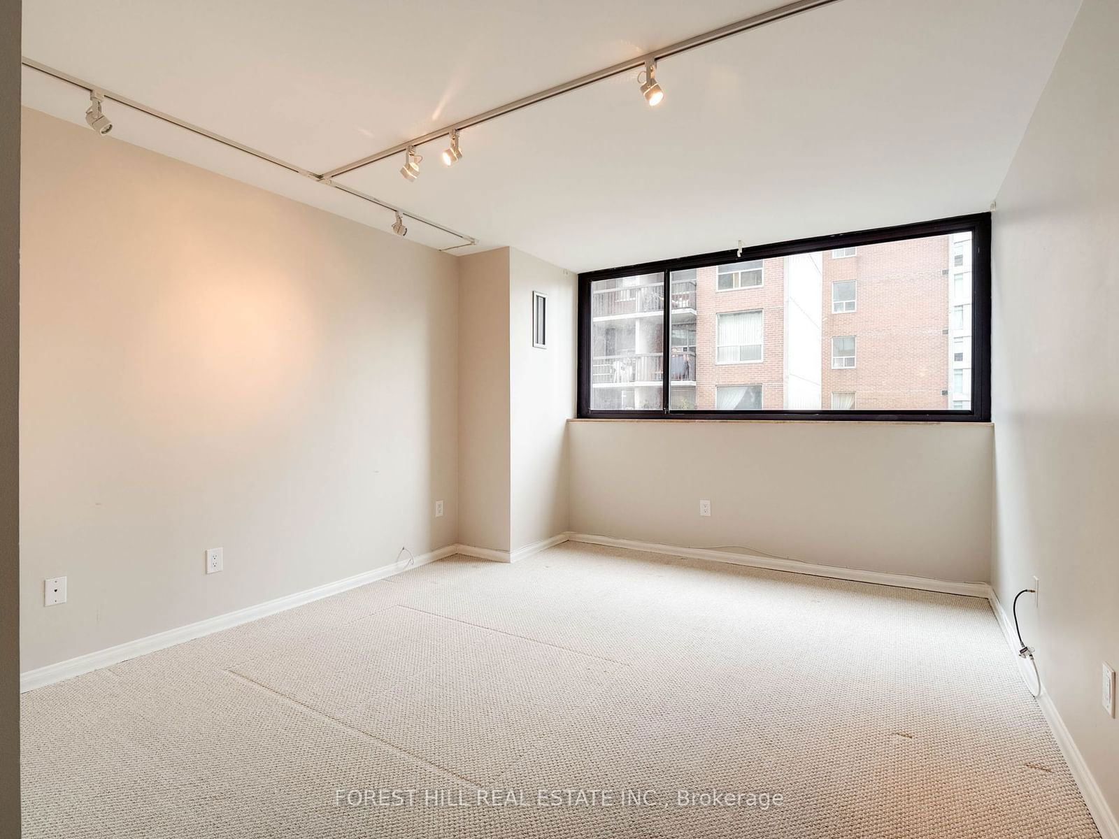 15 Mcmurrich St, unit 1005 for rent - image #22