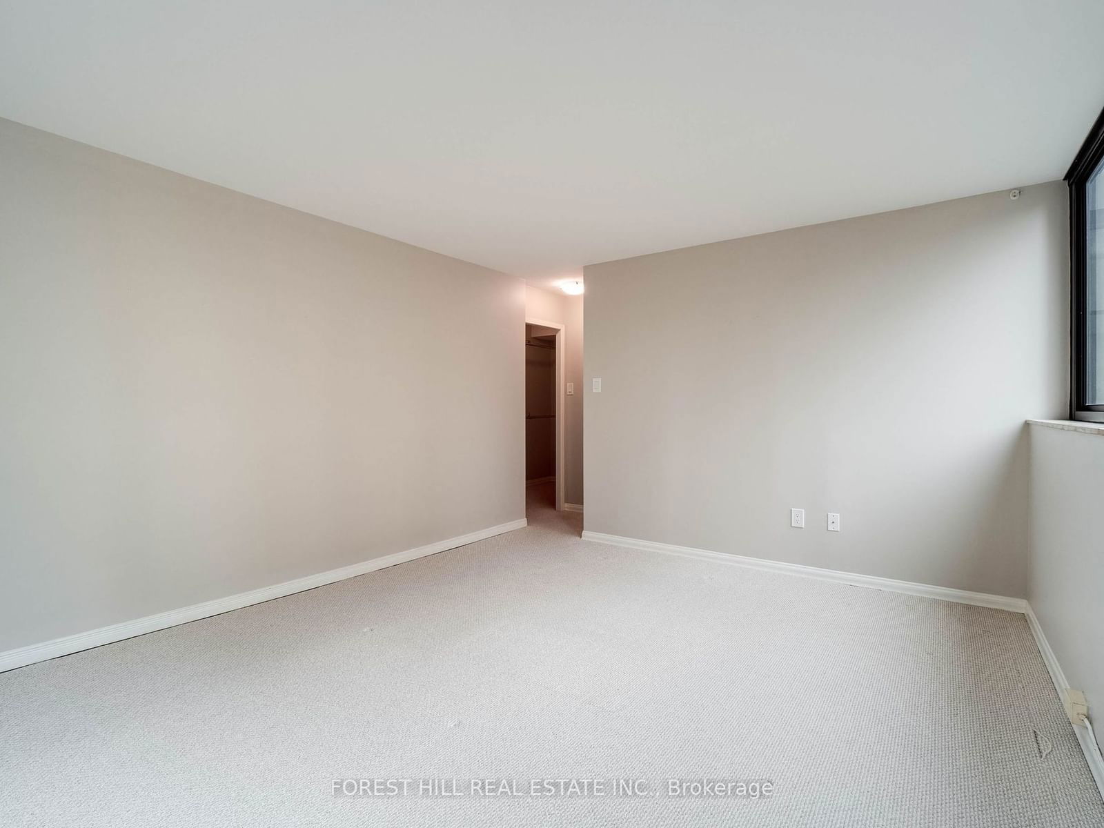 15 Mcmurrich St, unit 1005 for rent - image #25