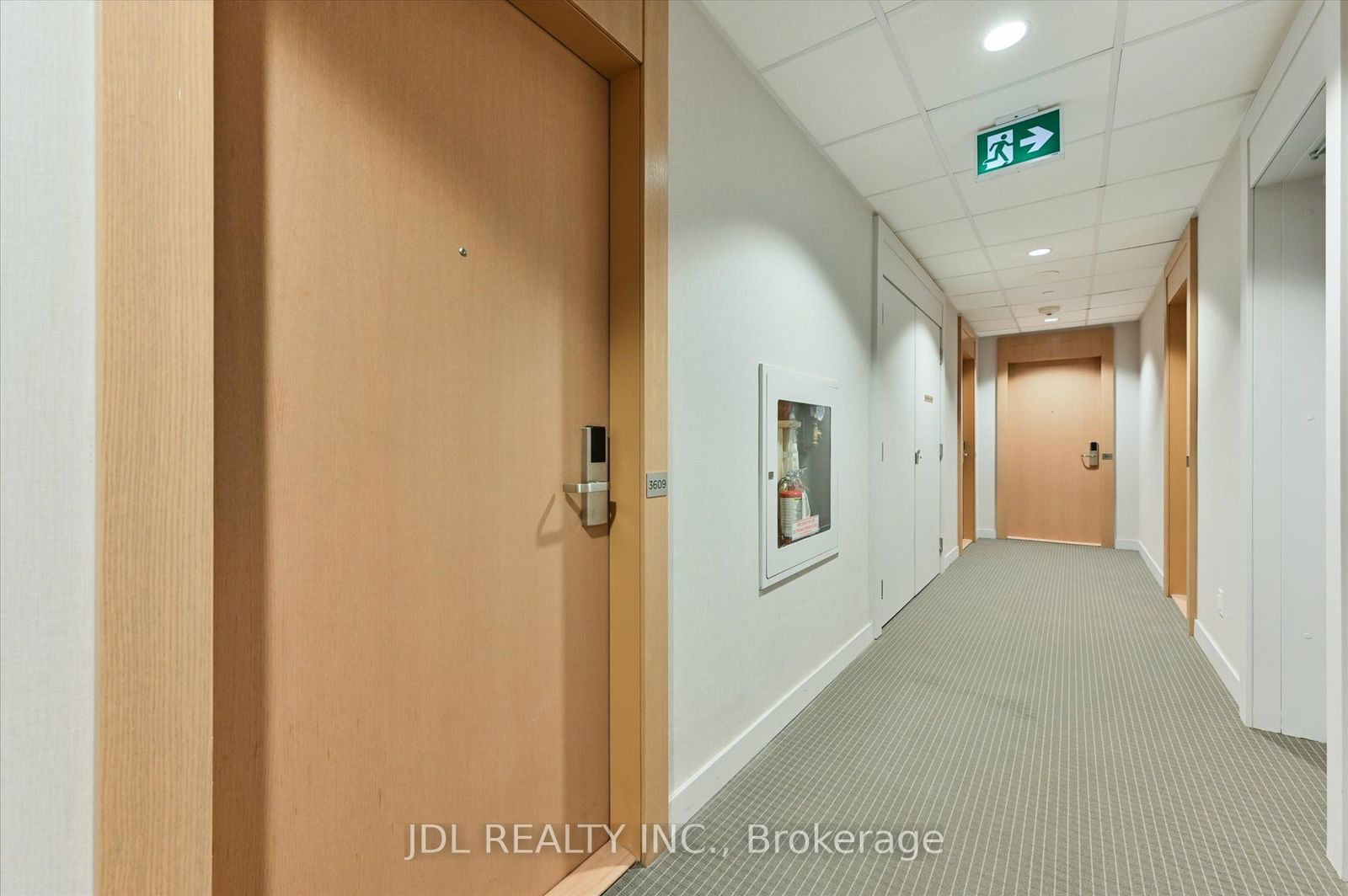 7 Grenville St, unit 3609 for sale - image #6