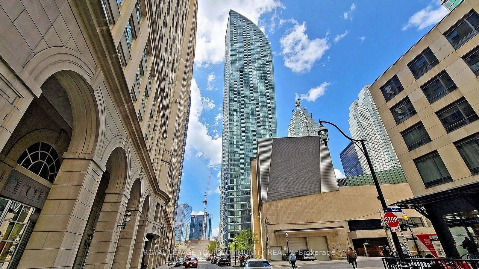 8 The Esplanade St, unit 907 for sale