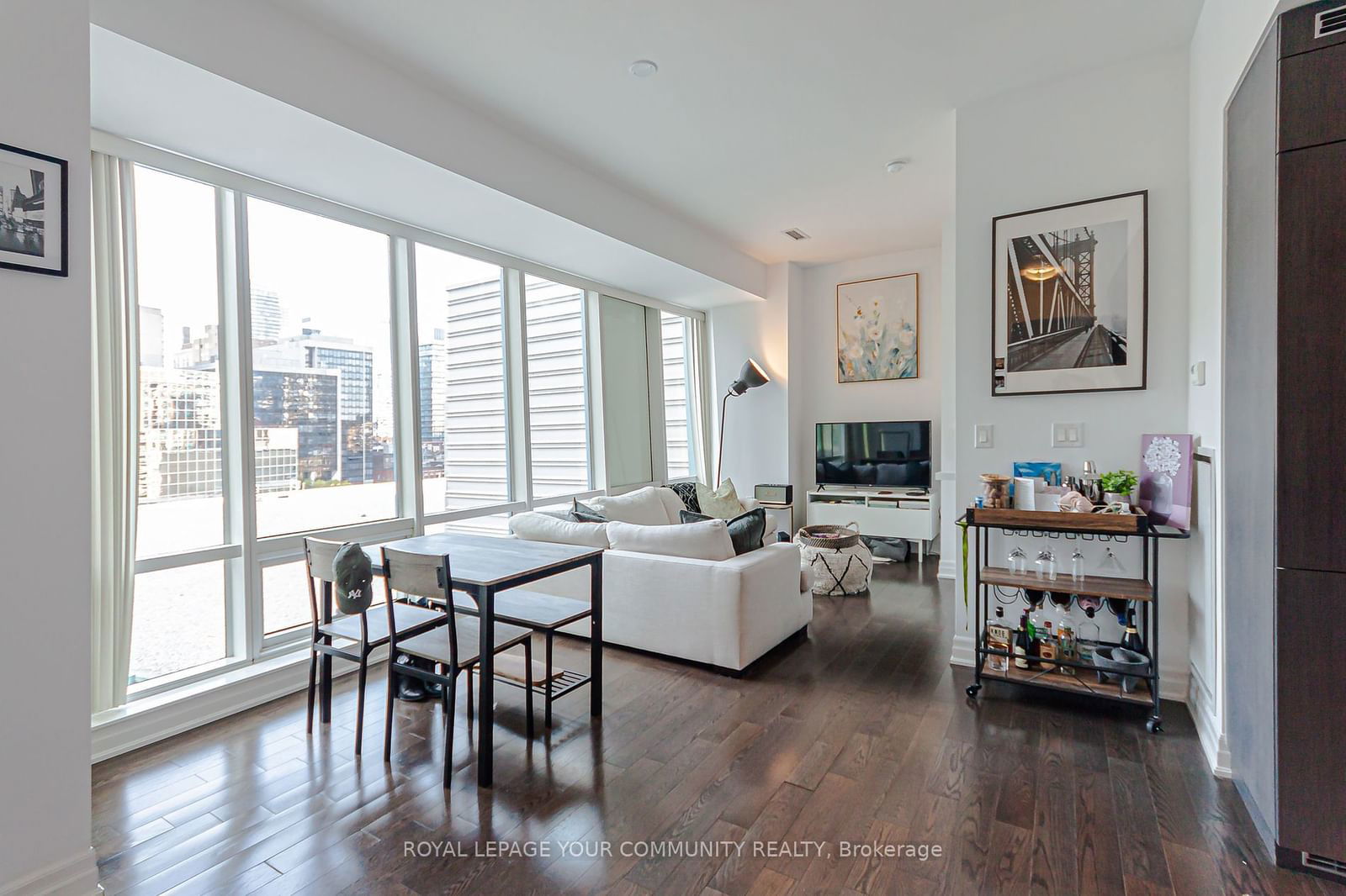 8 The Esplanade St, unit 907 for sale - image #5