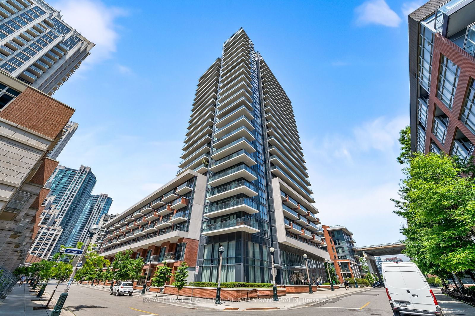 38 Iannuzzi St, unit 2509 for sale