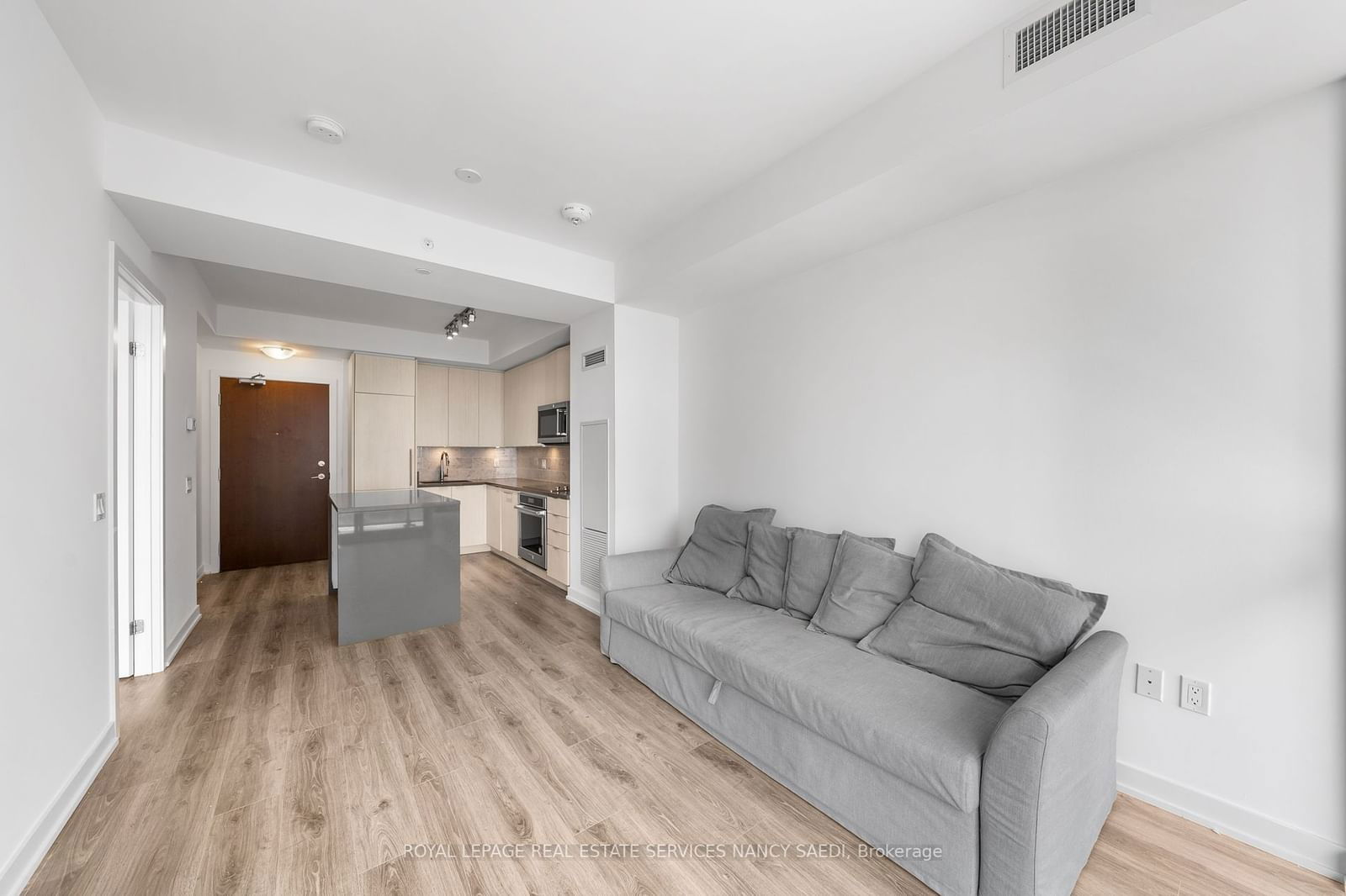 38 Iannuzzi St, unit 2509 for sale