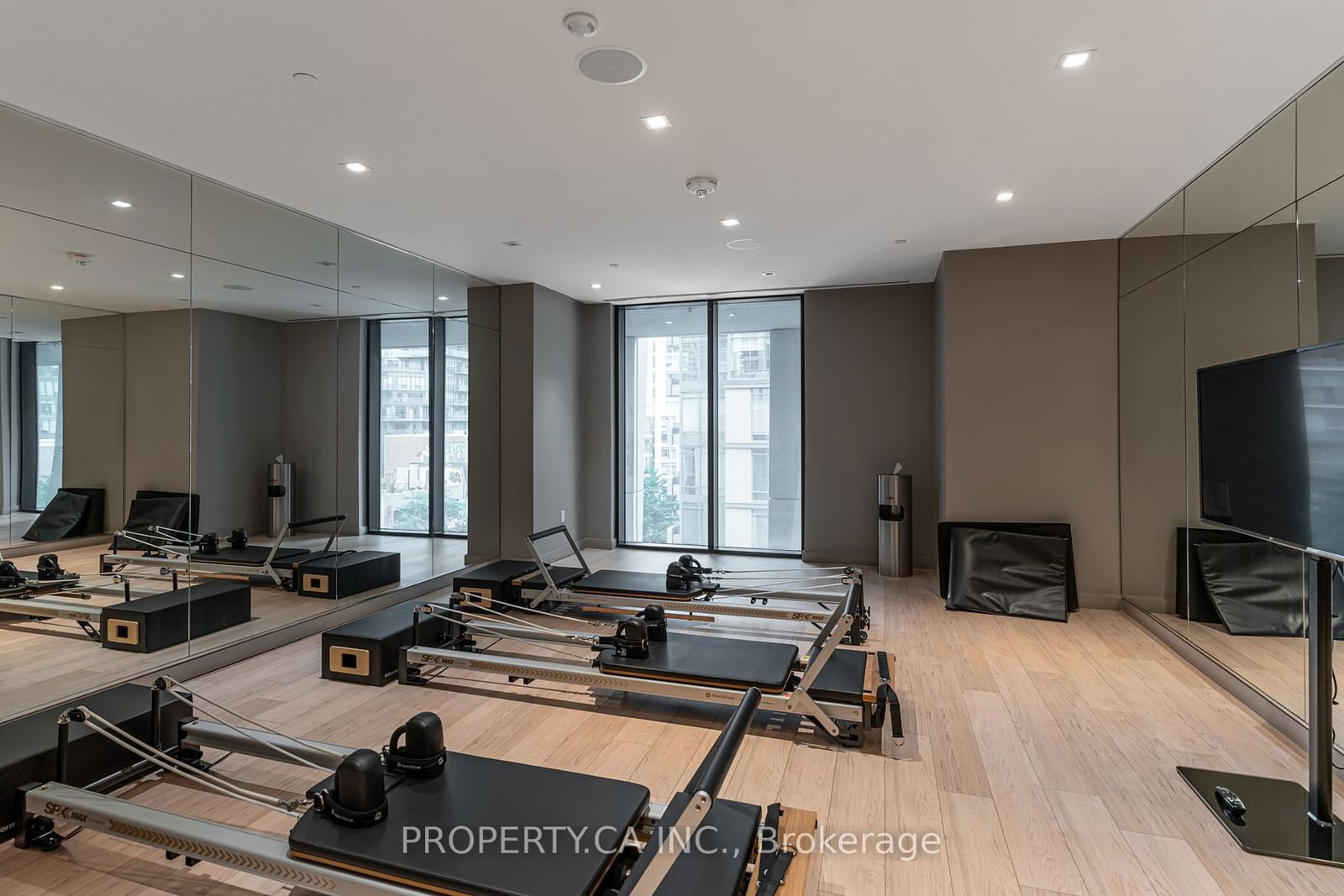 1 Yorkville Ave, unit 3507 for sale - image #33