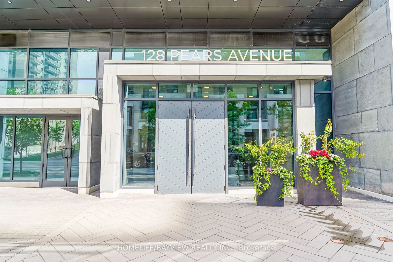 128 Pears Ave, unit 506 for sale - image #2