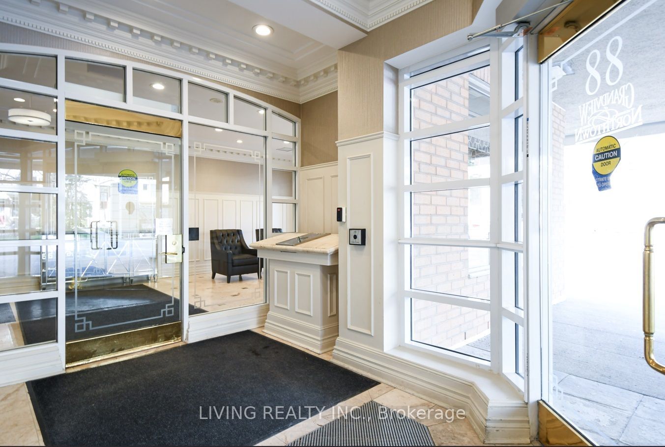 88 Grandview Way, unit PH17 for sale - image #2