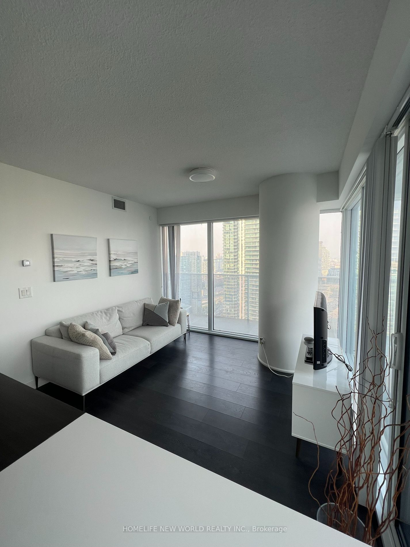 88 Harbour St, unit 3707 for rent - image #11