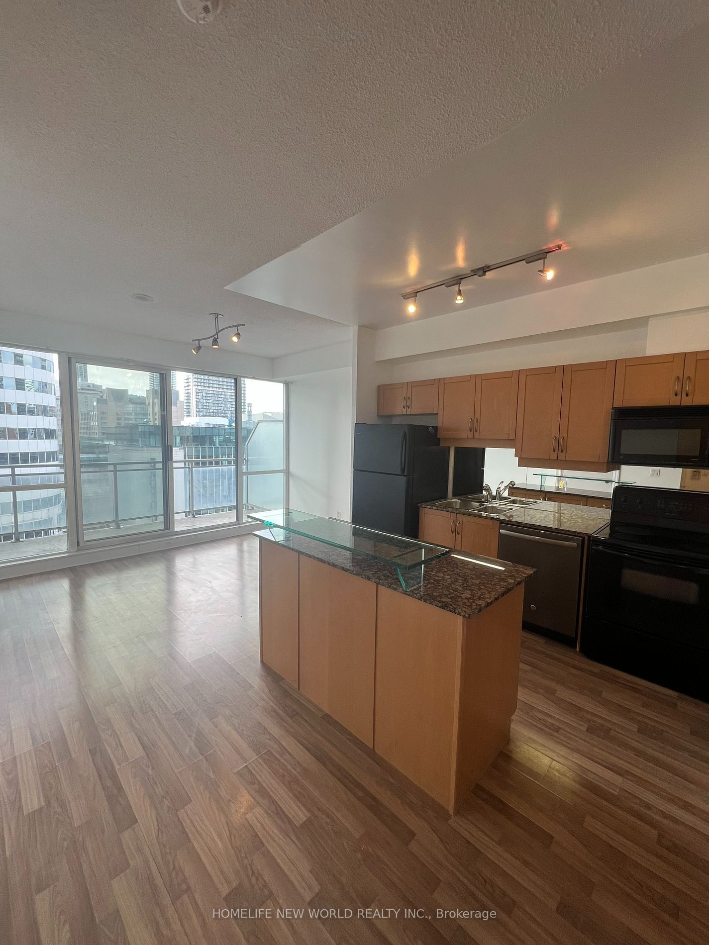 220 Victoria St, unit 1308 for sale - image #1