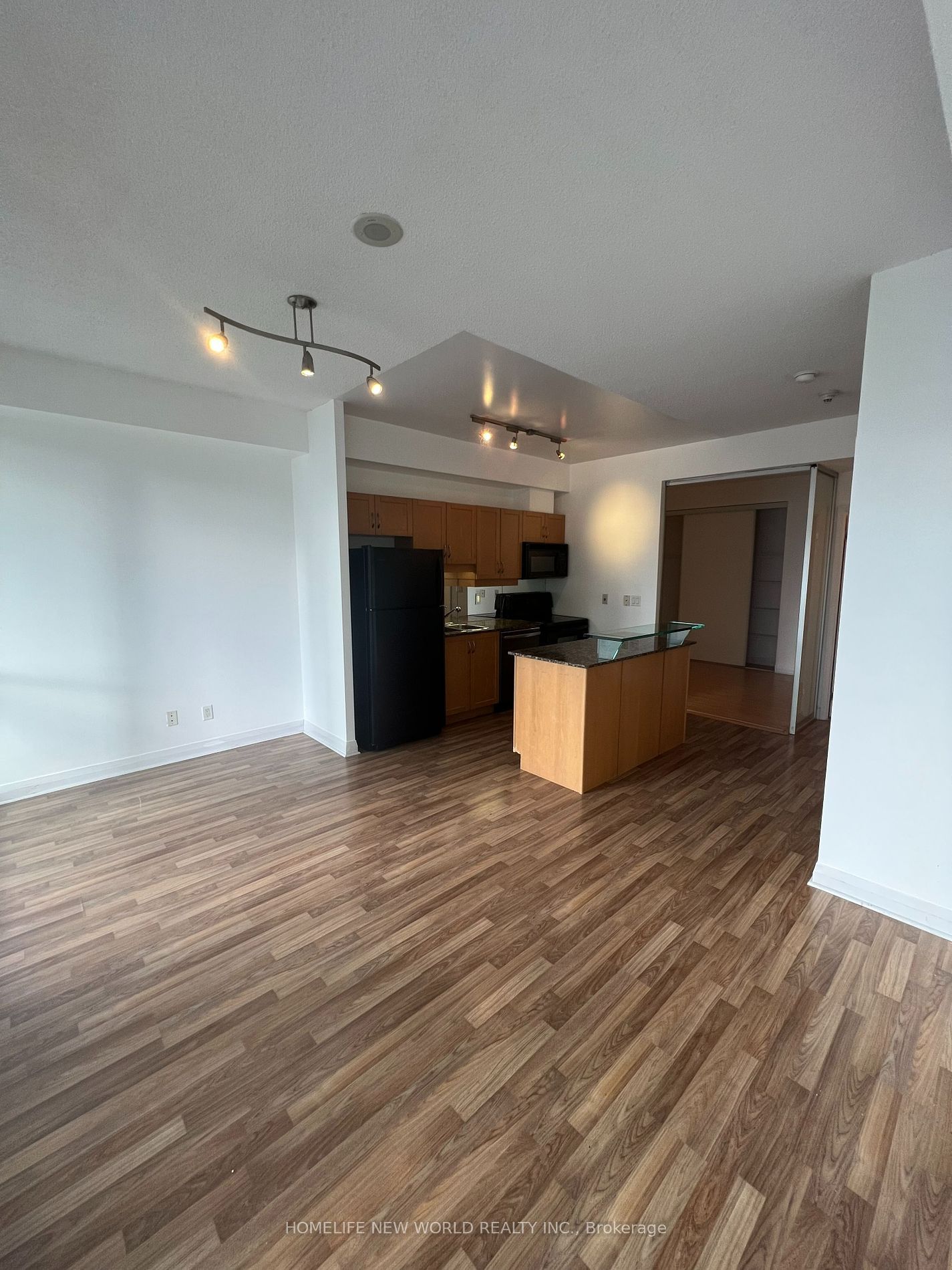 220 Victoria St, unit 1308 for sale - image #5