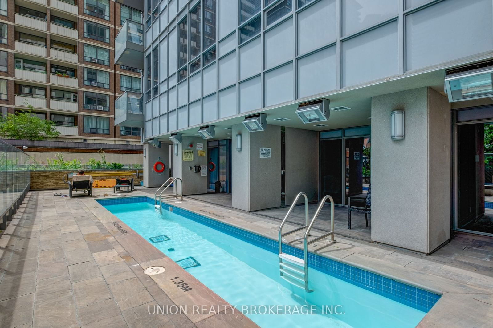 21 Balmuto St, unit 1403 for sale - image #17