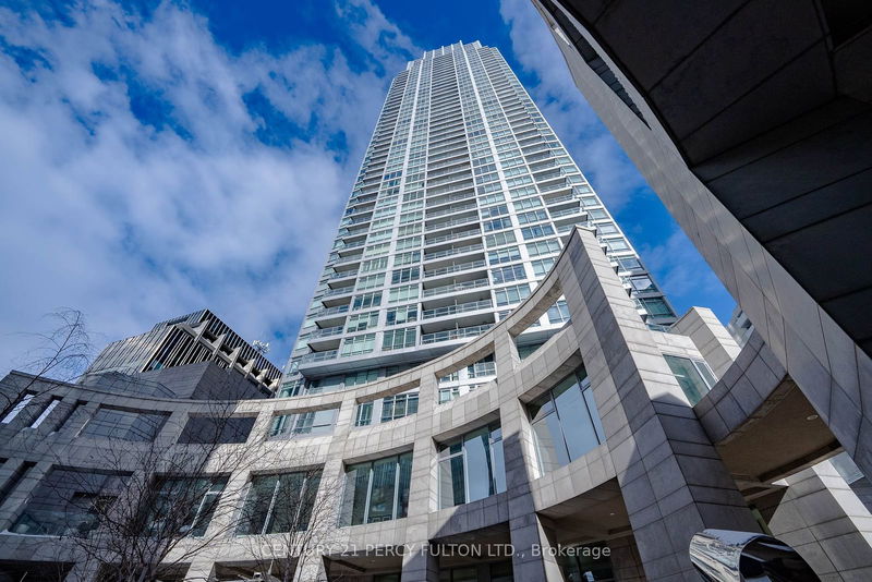 2191 Yonge St, unit 706 for sale - image #1