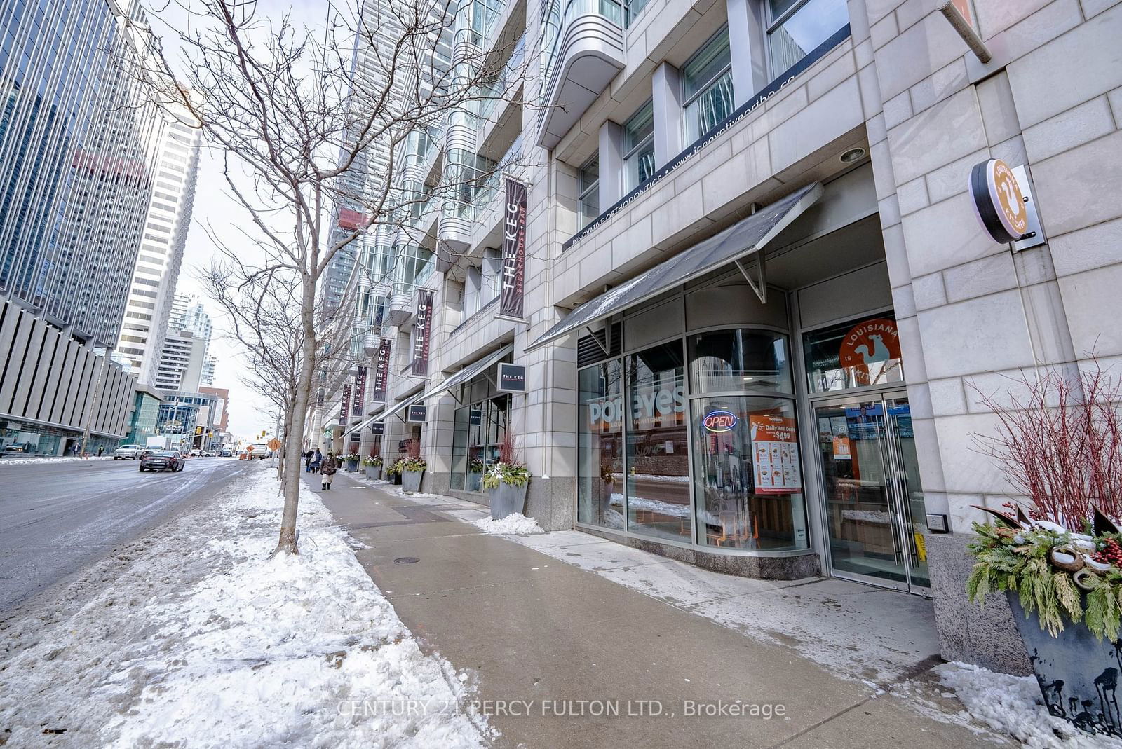 2191 Yonge St, unit 706 for sale - image #7