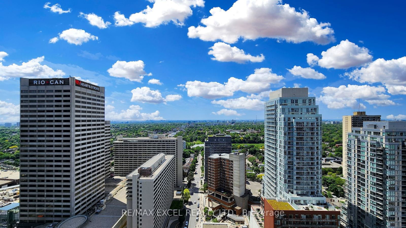 Minto 30 Roehampton, Midtown, Toronto