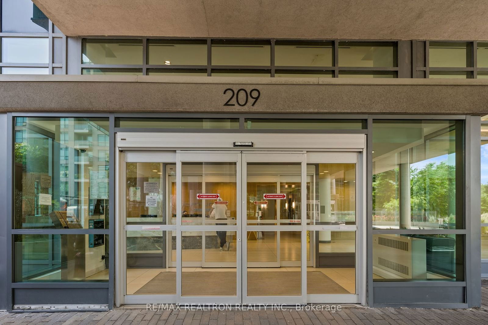 209 Fort York Blvd, unit 1265 for sale - image #11