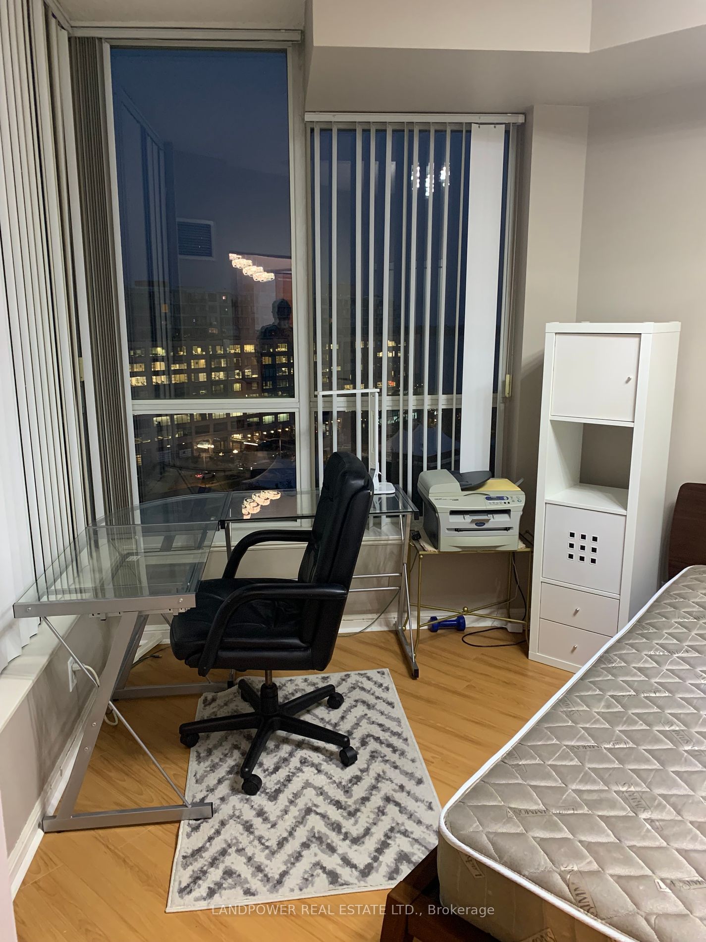 228 Queens Quay W, unit 1505 for rent - image #8