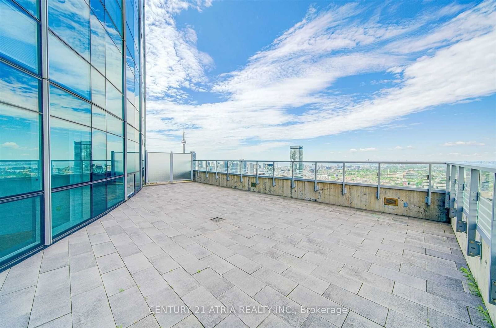 386 Yonge St, unit 4916 for rent - image #29