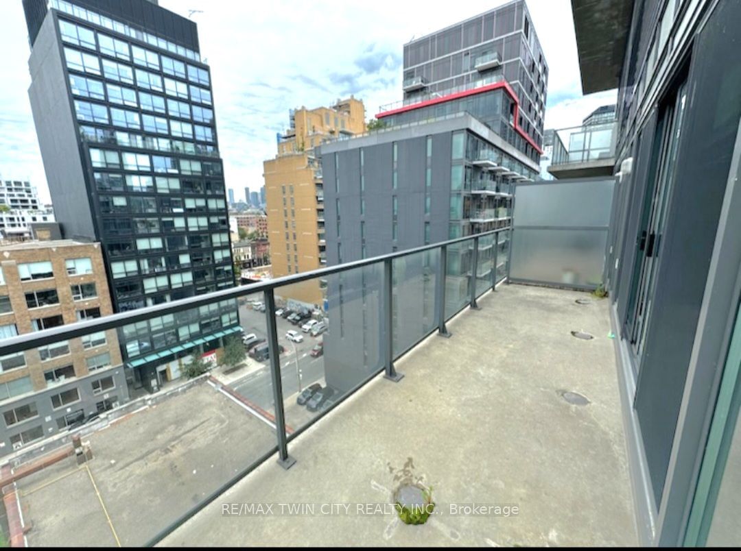 32 Camden St, unit 1003 for sale - image #15