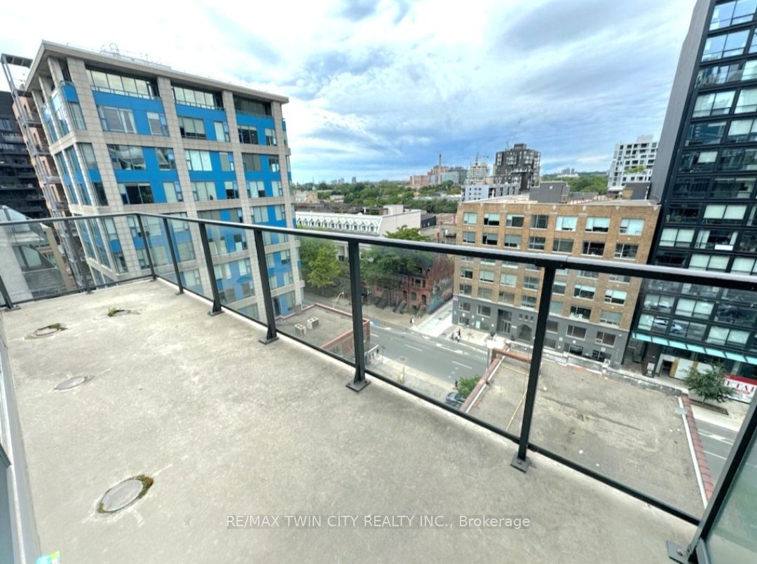 32 Camden St, unit 1003 for sale - image #18