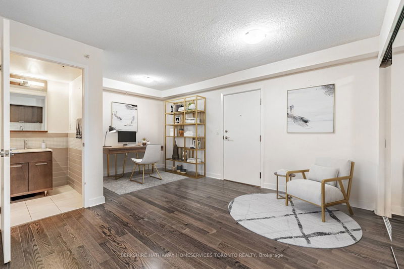 295 Adelaide St W, unit 421 for sale - image #1