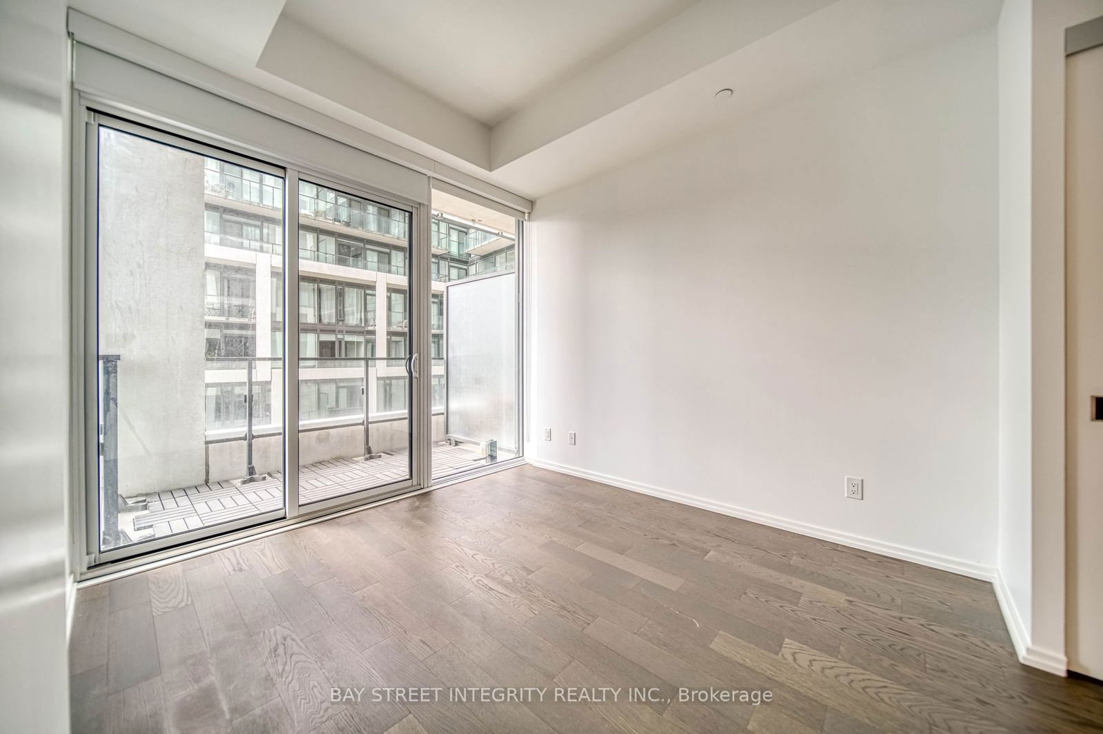 5 Soudan Ave, unit 1002 for sale - image #12