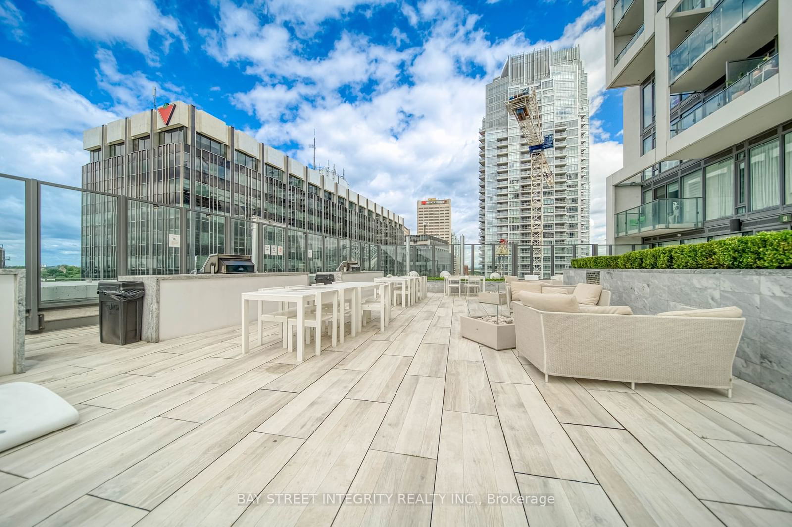 5 Soudan Ave, unit 1002 for sale - image #30