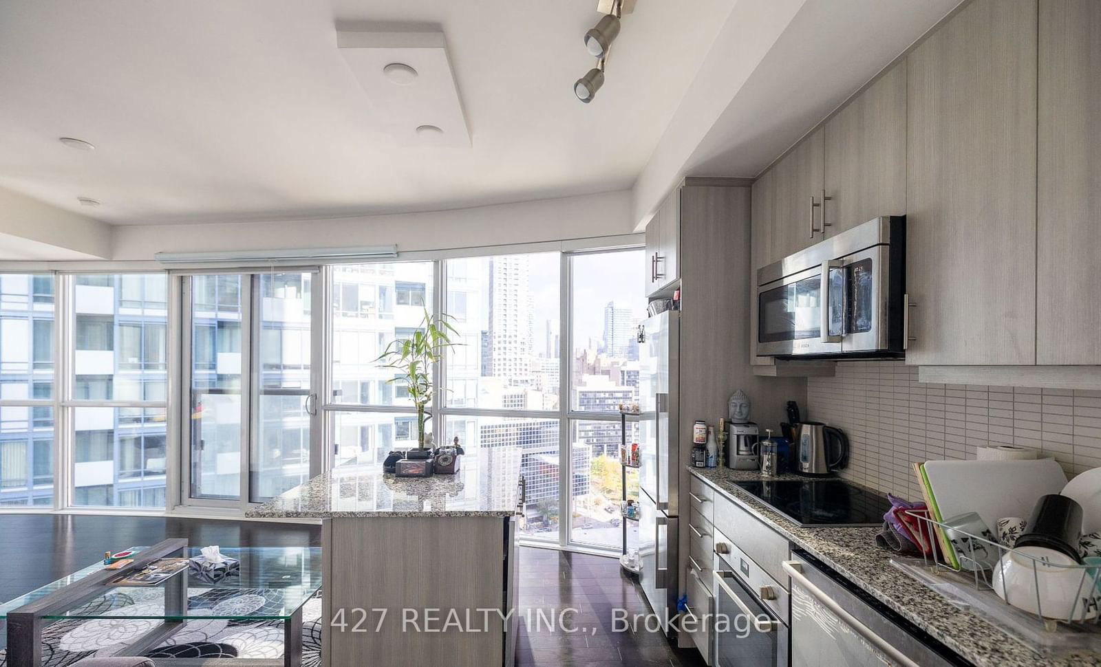 1 The Esplanade, unit 2105 for sale - image #2