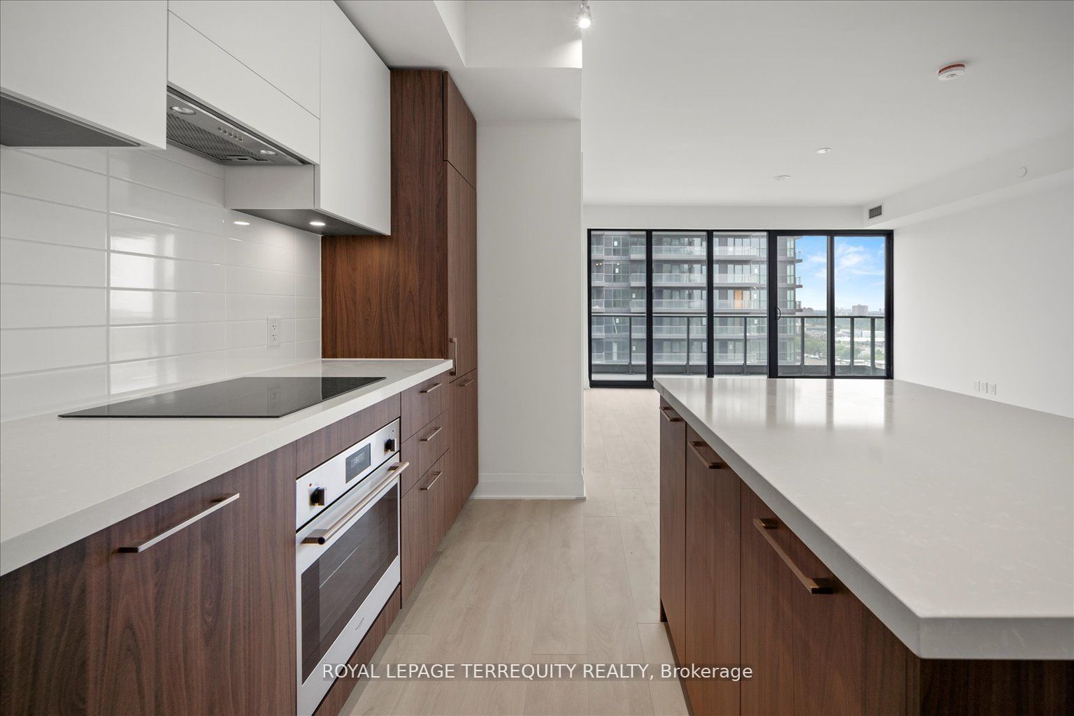 33 Frederick Todd Way, unit 1406 for rent - image #11