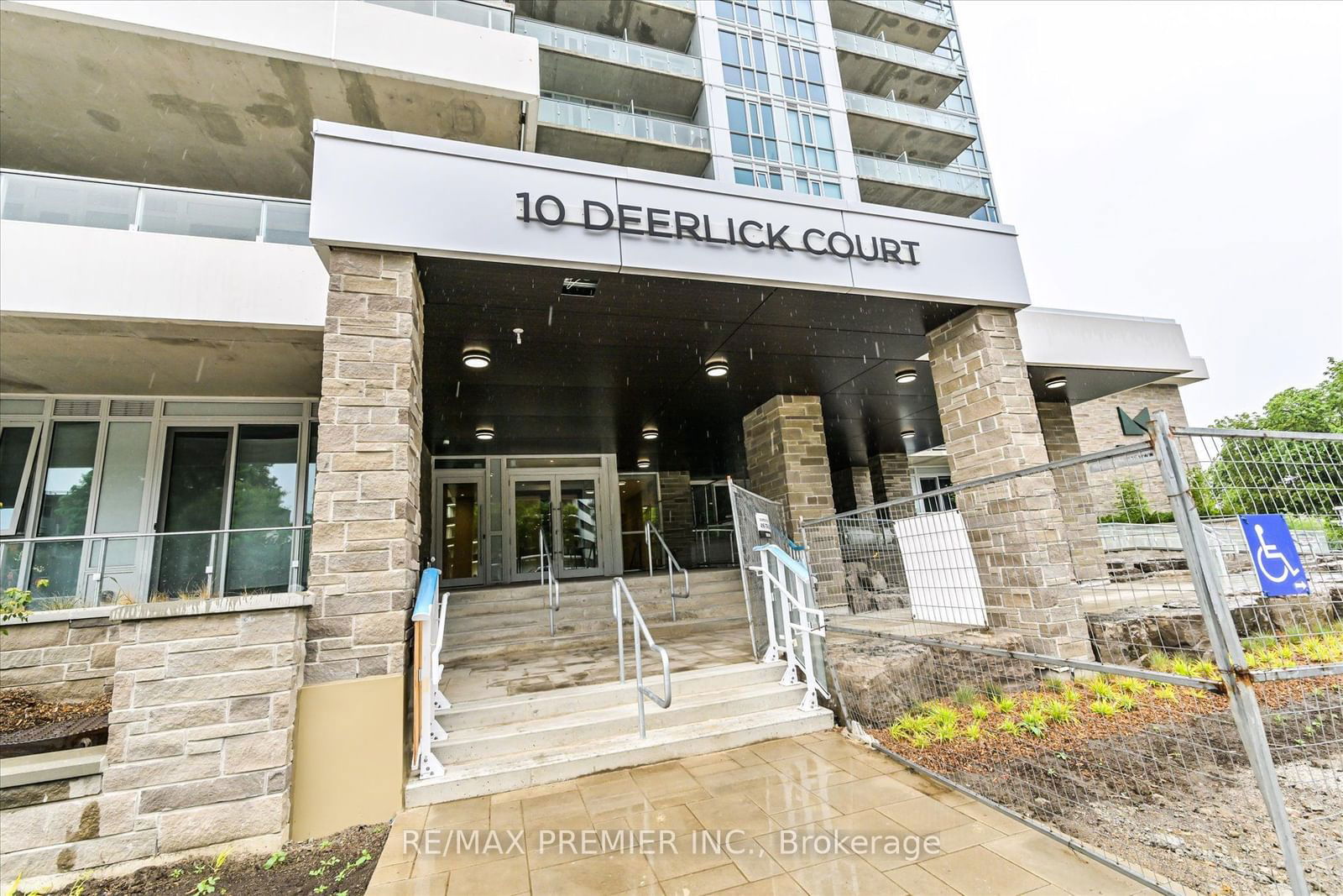 10 Deerlick Crt, unit 1305 for sale