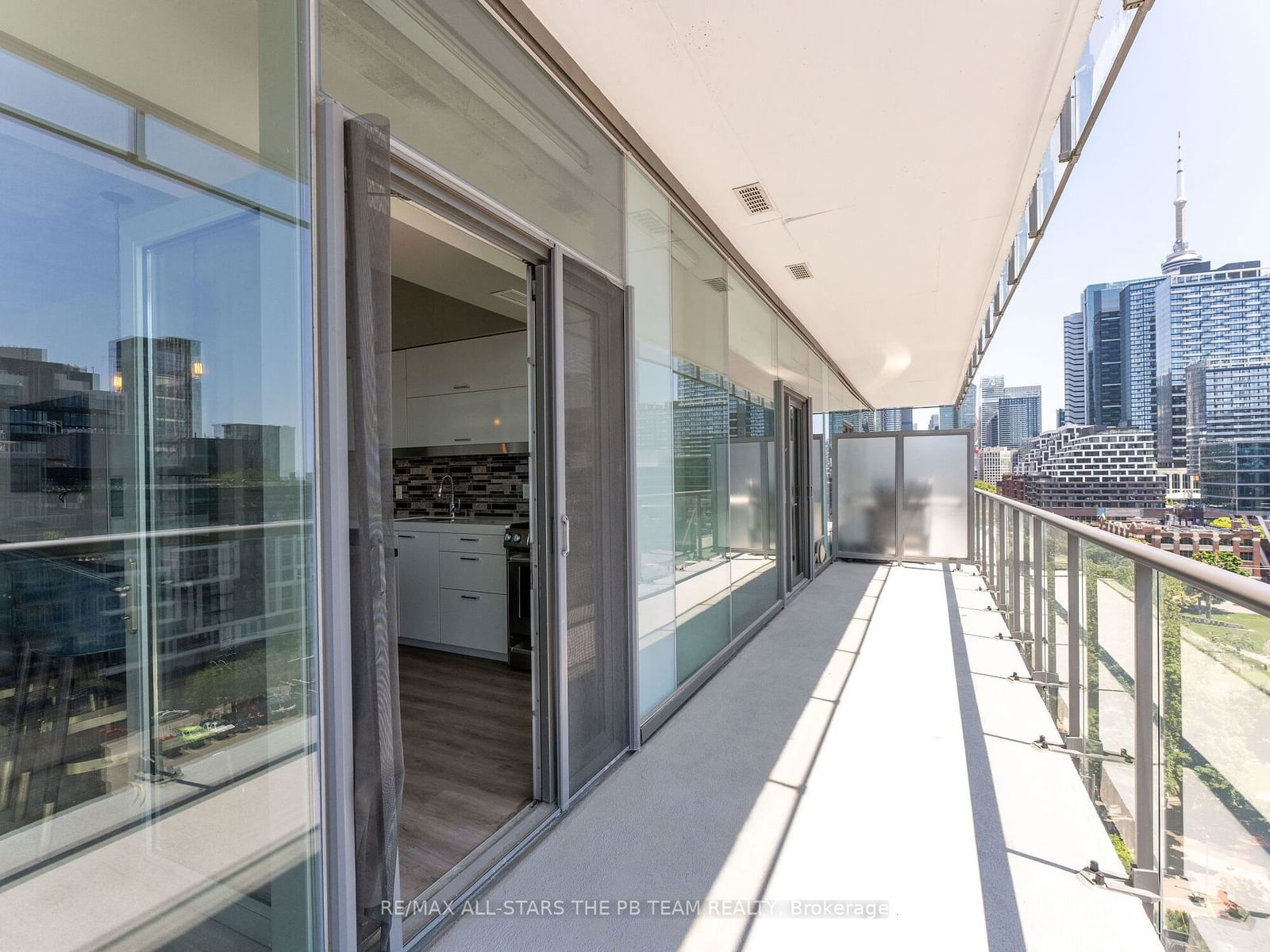 552 Wellington St W, unit 1202 for rent - image #19