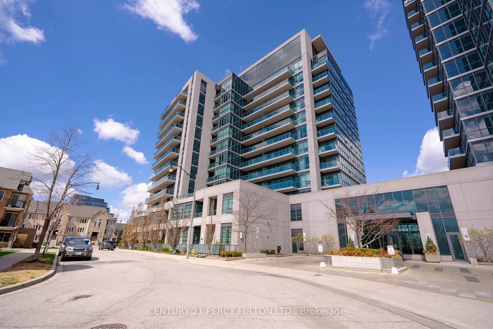 35 Brian Peck Cres, unit 516 for sale - image #1