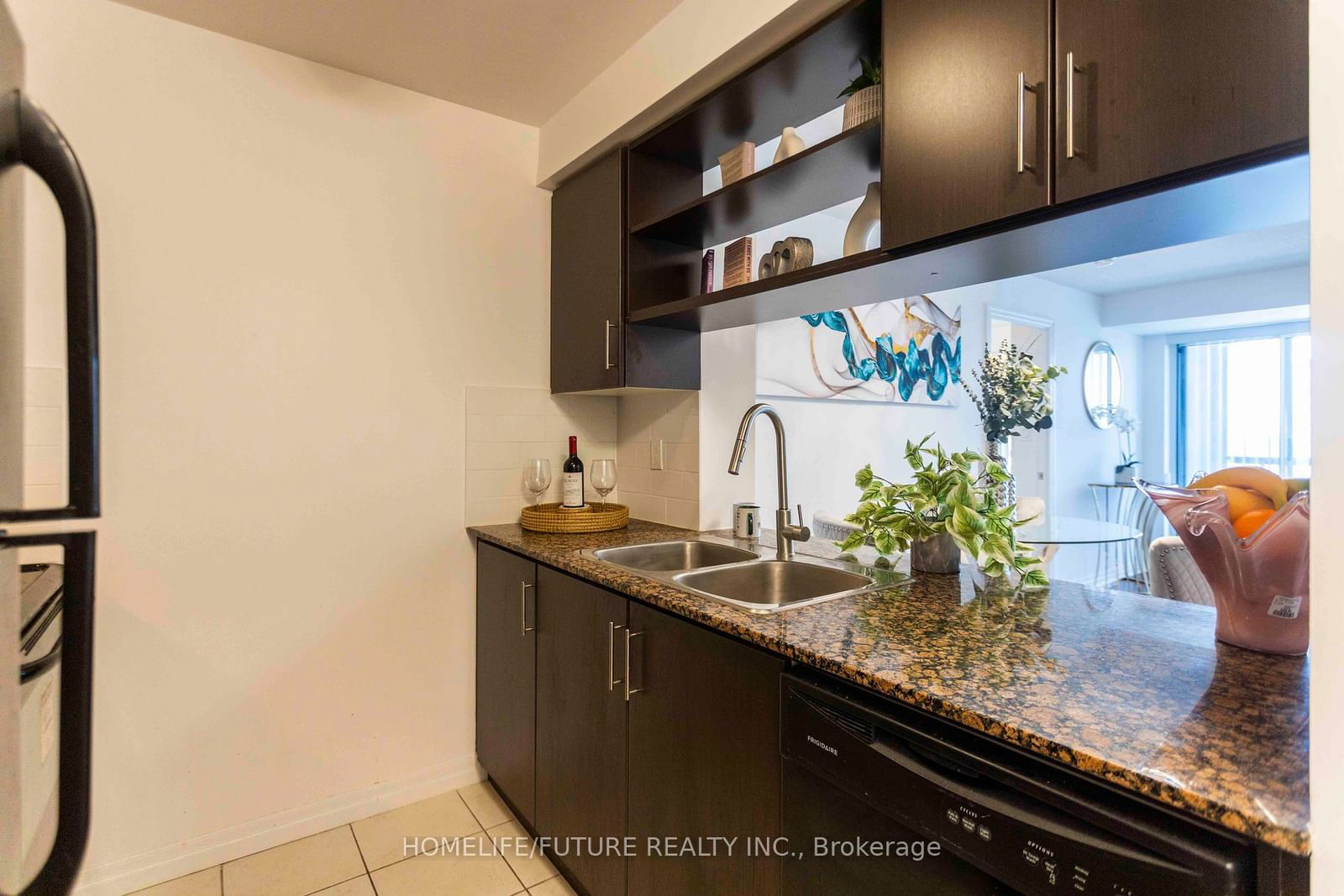 30 Herons Hill Way, unit 1102 for rent - image #8