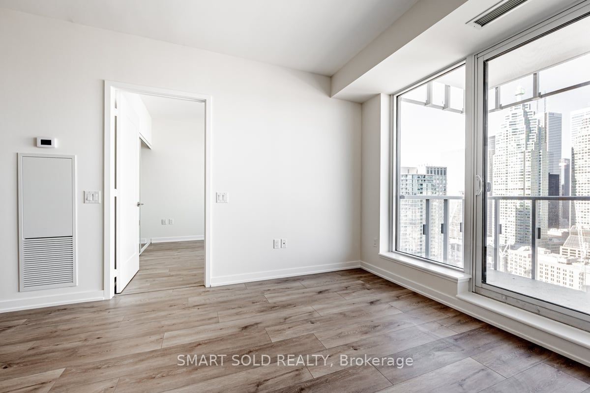 28 Freeland St, unit 3006 for rent