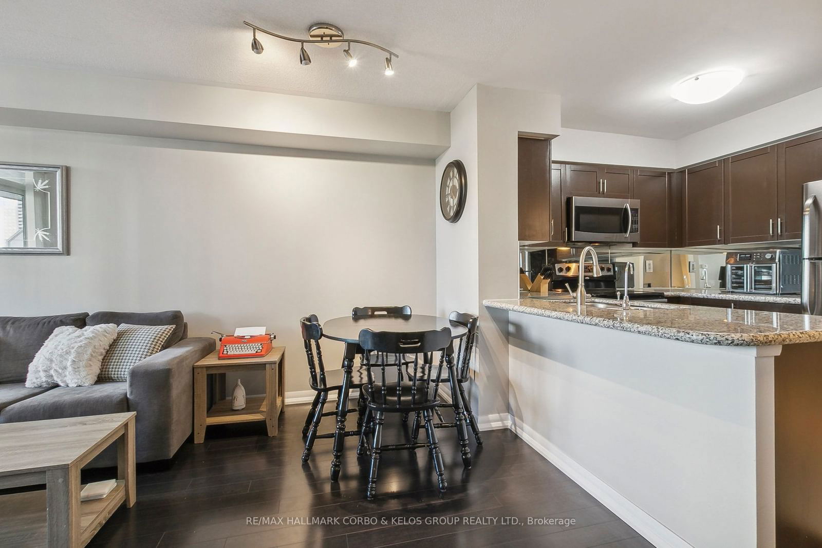 4968 Yonge St, unit 608 for sale - image #8