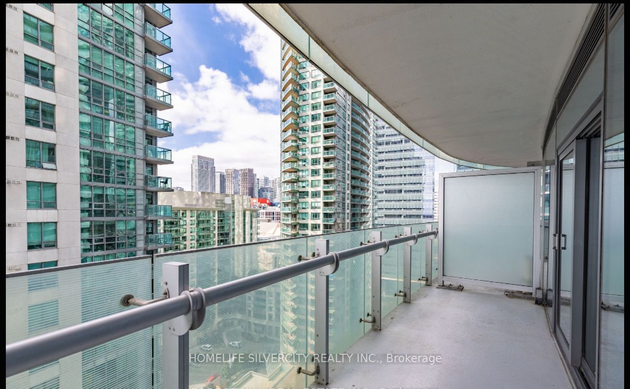 12 York St, unit 1306 for rent - image #16