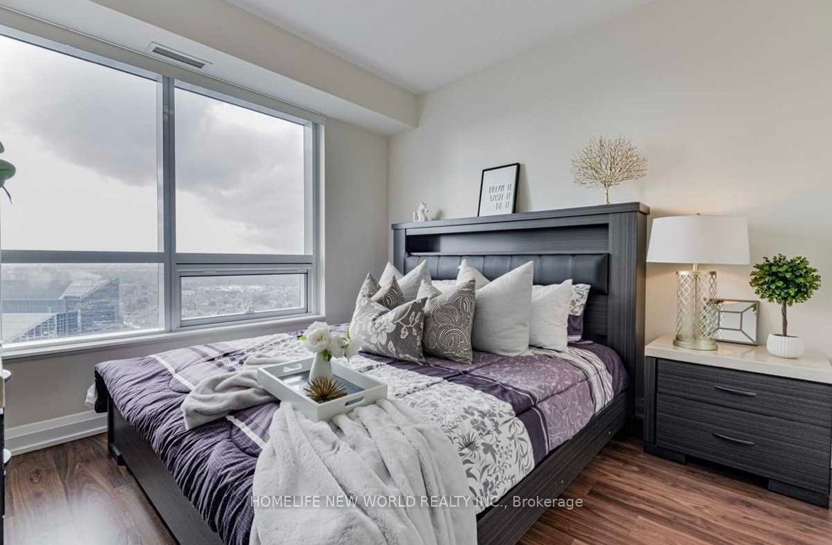 5 Sheppard Ave E, unit 3317 for rent