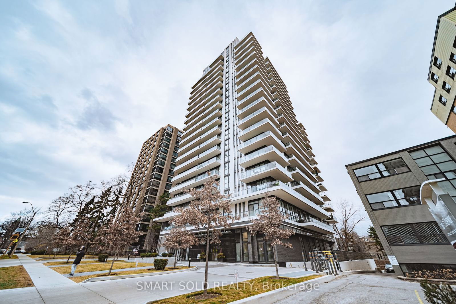 609 Avenue Rd, unit 1903 for sale