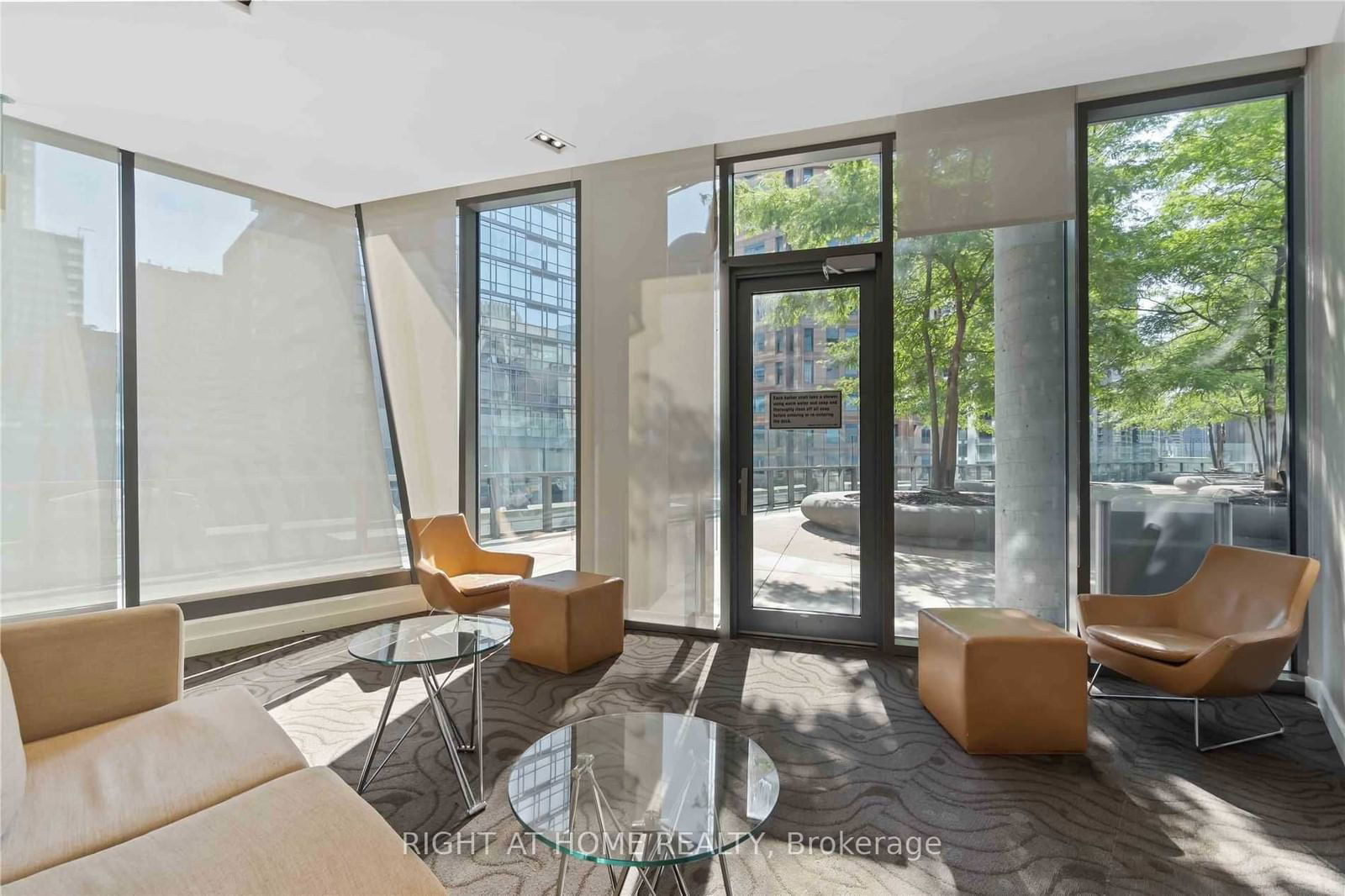 832 Bay St, unit 208 for sale - image #14