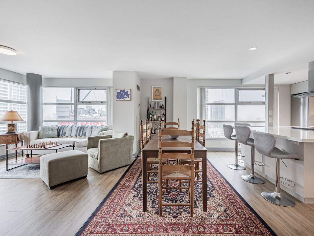 50 Lombard St, unit 2101 for sale - image #7