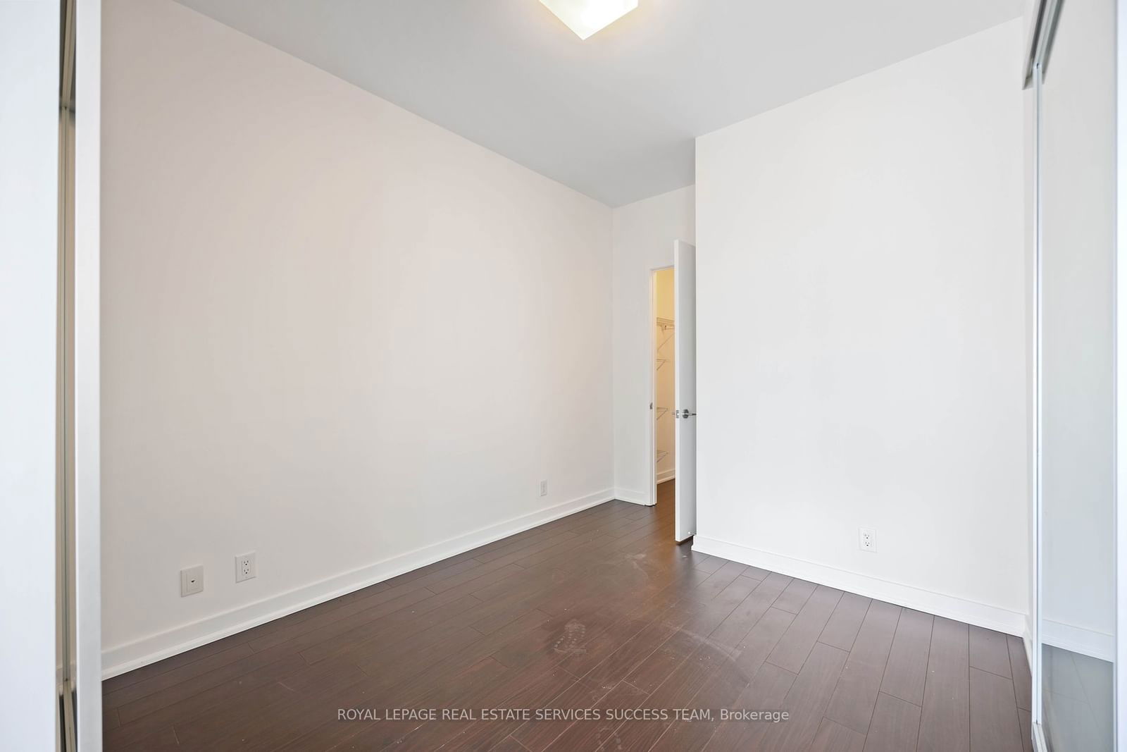 12 York St, unit 1711 for sale - image #16