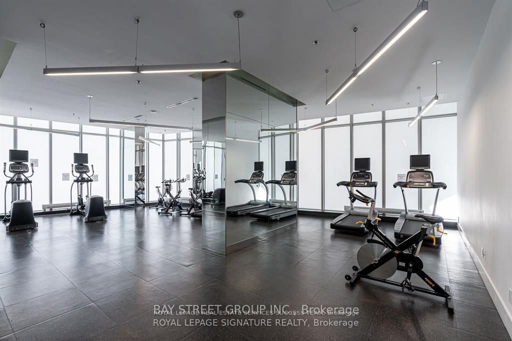 12 York St, unit 1711 for sale - image #29