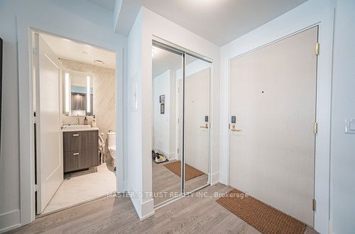 480 Front St W, unit 805 for sale - image #35